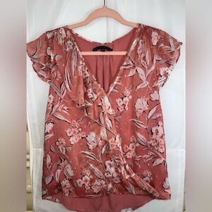 White House Black Market Floral Blush Women's Blouse